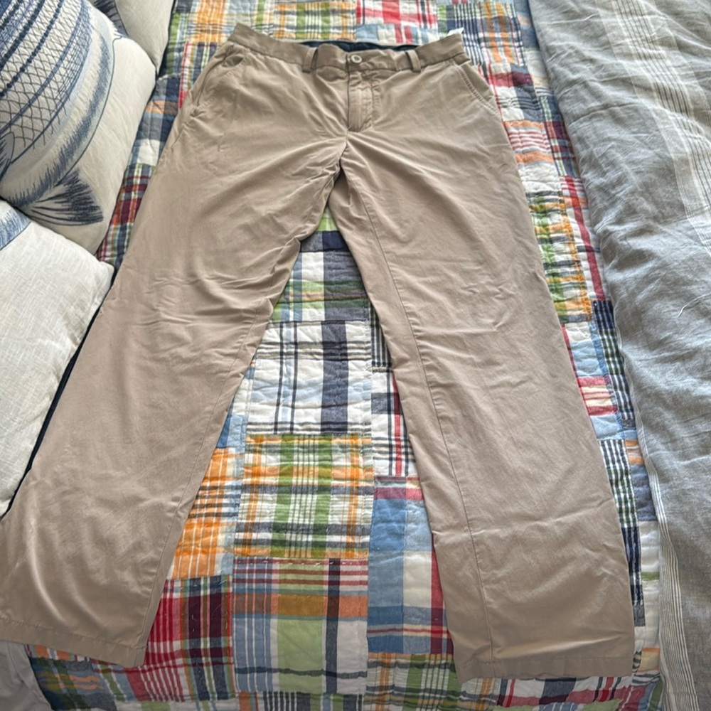 Men’s khaki vineyard vines OTG pants 30 X 30